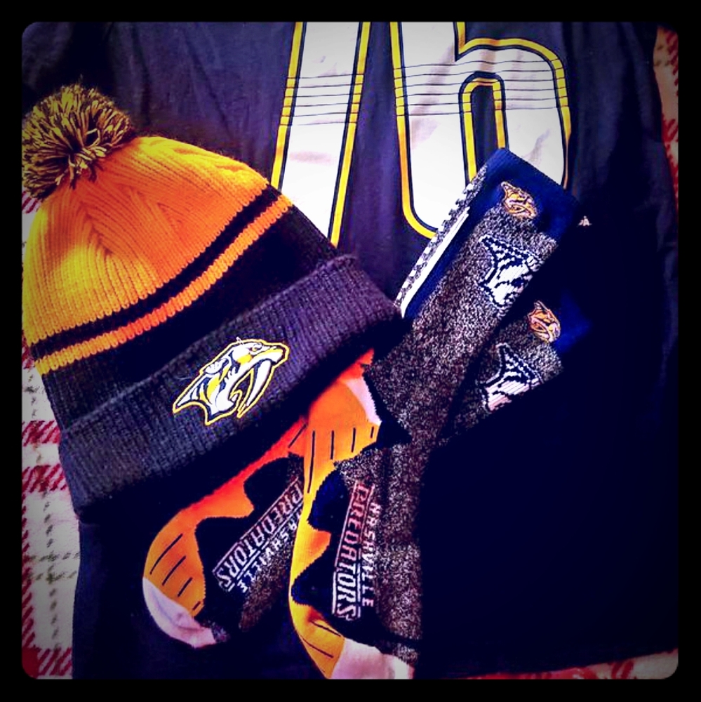 New w/tags *Adidas* NHL Nash Preds GameDay Bundle
